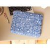 pozdro na laptop s květinami